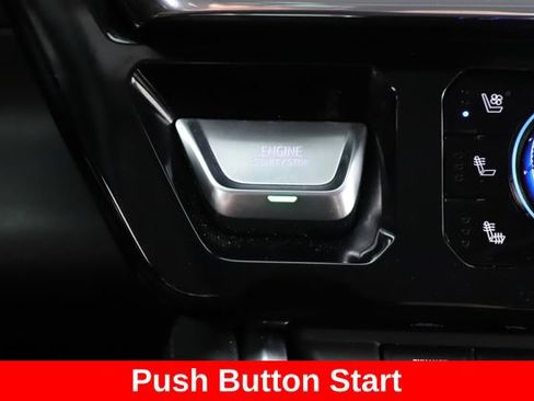 Used 2024 GMC Sierra 2500 Denali w/ Denali Reserve Package AWD/4WD image 25