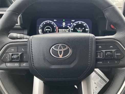 New 2026 Toyota 4Runner TRD Off-Road Premium image 19