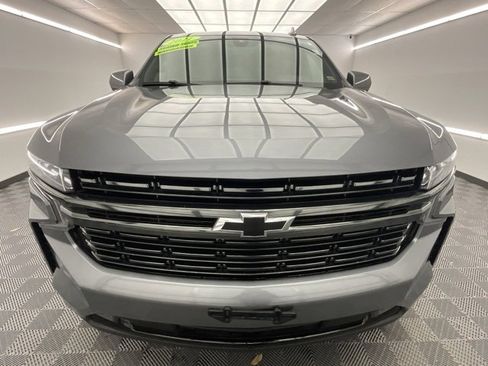 Used 2021 Chevrolet Suburban RST image 2