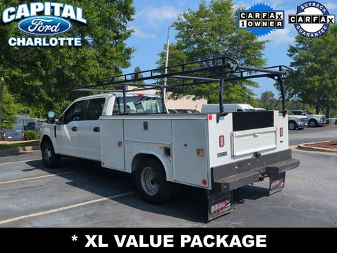 Used 2019 Ford F350 XL w/ Power Equipment Group RWD image 3