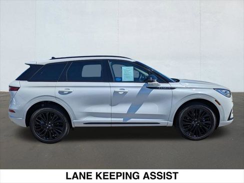 Used 2024 Lincoln Corsair Reserve w/ Equipment Group 201A image 6