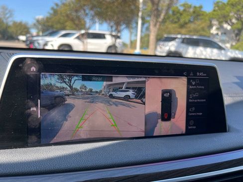 Used 2020 BMW 740i RWD image 22