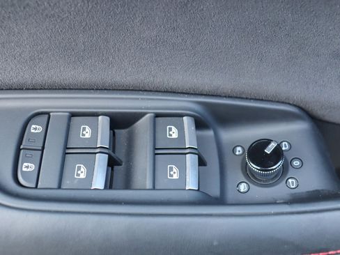 Used 2024 Audi RS Q8 AWD/4WD image 28