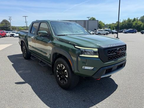 Used 2023 Nissan Frontier PRO-4X w/ Pro Convenience Package AWD/4WD image 9