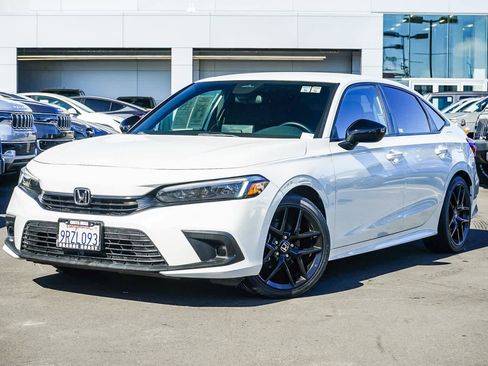 Used 2022 Honda Civic Sport image 1