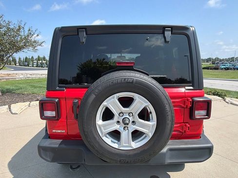 Used 2023 Jeep Wrangler Unlimited Sport AWD/4WD image 12