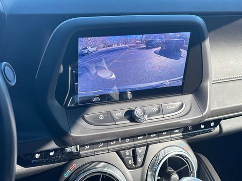 Used 2024 Chevrolet Camaro LT w/ Technology Package image 25