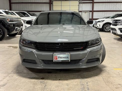 Used 2023 Dodge Charger SXT image 2