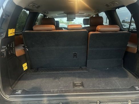 Used 2010 Toyota Sequoia Platinum image 10