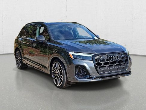 New 2026 Audi SQ7 Premium Plus AWD/4WD image 3