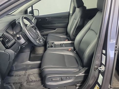 Certified 2024 Honda Odyssey Touring image 20