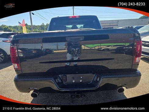 Used 2014 RAM 1500 Express w/ Black Ram 1500 Express Group RWD image 5