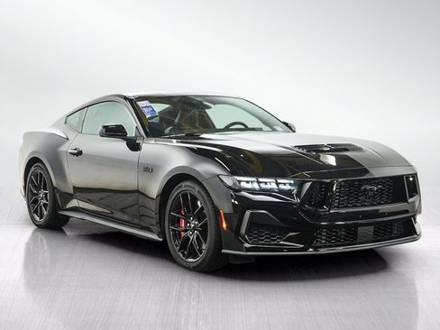 Used 2025 Ford Mustang GT Premium RWD image 7
