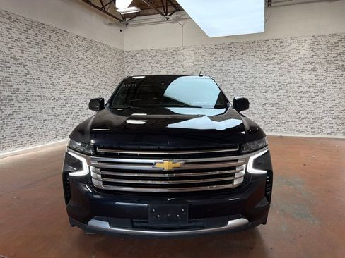 Used 2023 Chevrolet Suburban High Country AWD/4WD image 2