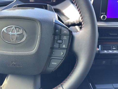 Used 2024 Toyota Prius Prime SE image 14