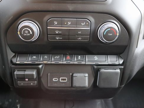 New 2026 Chevrolet Silverado 1500 Custom Trail Boss w/ LPO, Dark Essentials Package image 11