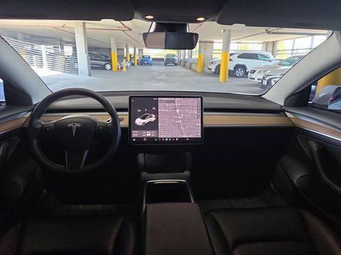 Used 2021 Tesla Model 3 Standard Range Plus RWD image 15