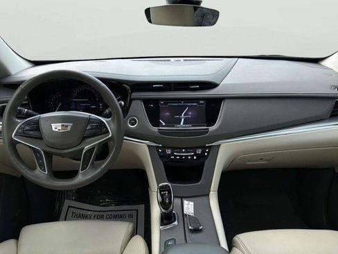 Used 2017 Cadillac XT5 Premium Luxury AWD/4WD image 21