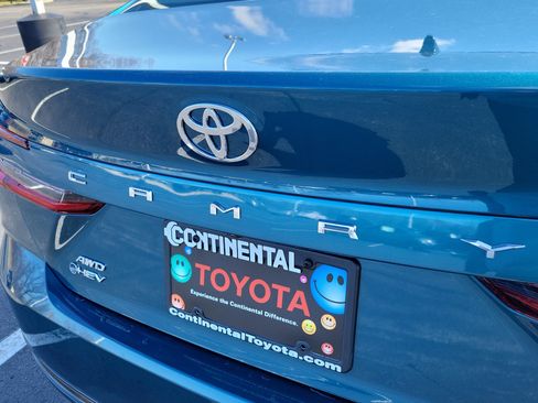 New 2026 Toyota Camry XLE image 7