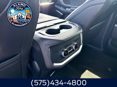 New 2025 Ford Expedition Platinum w/ Stealth Performance Package AWD/4WD image 12
