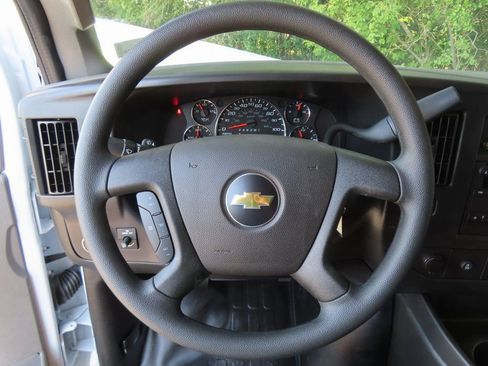 New 2025 Chevrolet Express 2500 Work Van w/ Driver Convenience Package image 4