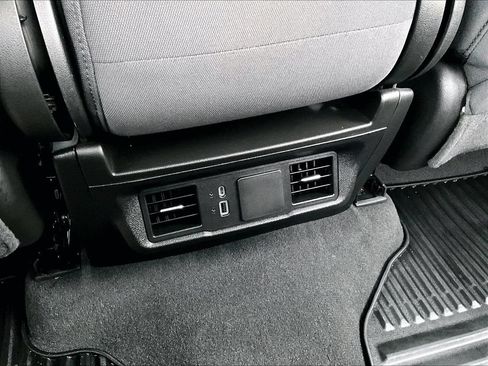 Used 2024 Chevrolet Silverado 1500 Custom Trail Boss AWD/4WD image 12