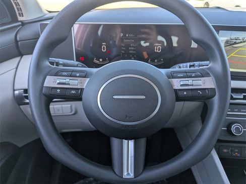 Certified 2026 Hyundai Tucson SE image 22