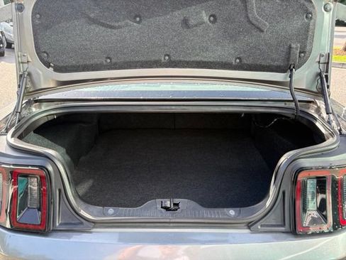 Used 2013 Ford Mustang Premium RWD image 28