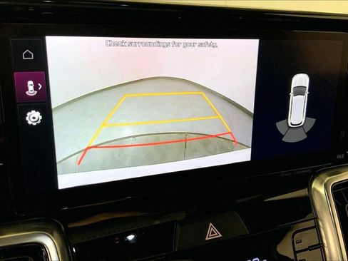 Certified 2023 Kia Sorento SX image 21