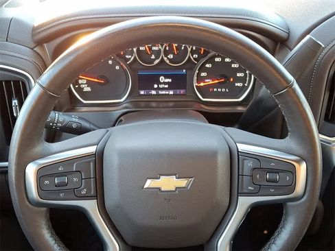 Used 2021 Chevrolet Silverado 1500 LTZ w/ Z71 Off-Road Package image 17