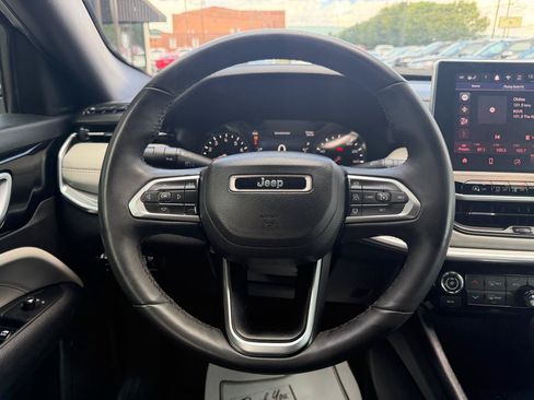 Used 2024 Jeep Compass Limited AWD/4WD image 16