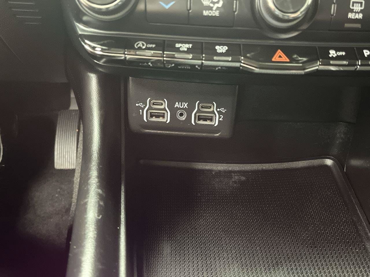Used 2022 Dodge Durango SXT AWD/4WD image 21