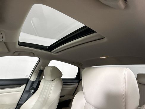 Used 2021 Honda Accord EX-L image 6