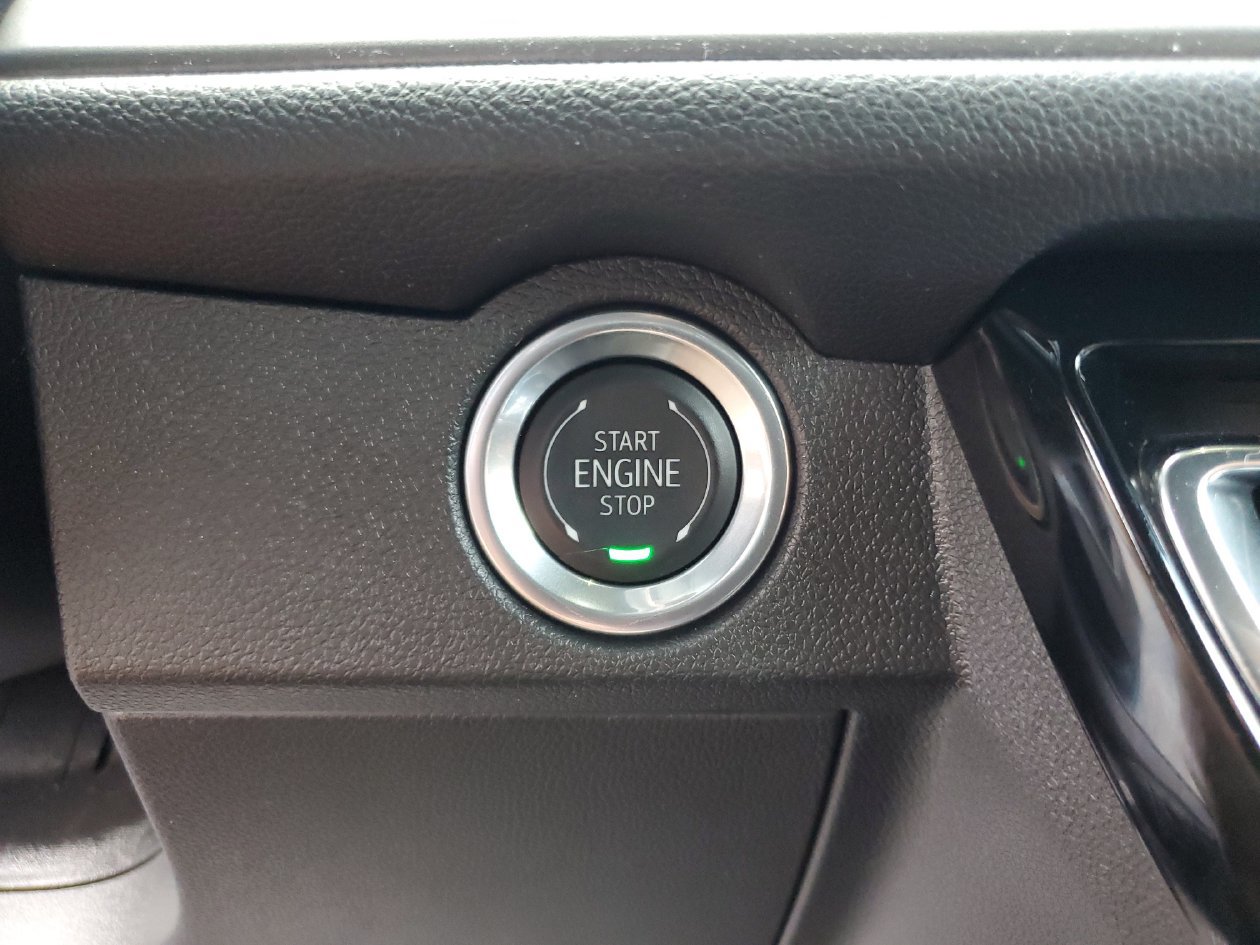 Used 2026 Chevrolet Traverse LT FWD image 23