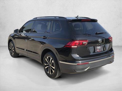Used 2023 Volkswagen Tiguan S image 5