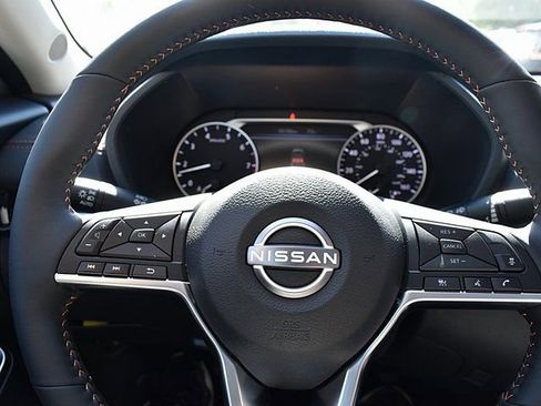 New 2025 Nissan Sentra SR w/ SR Premium Package image 11