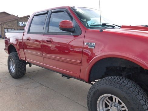 Used 2003 Ford F150 XLT AWD/4WD image 11