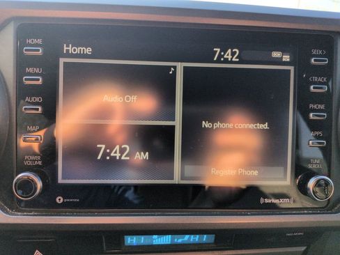 Used 2021 Toyota Tacoma TRD Off-Road image 19