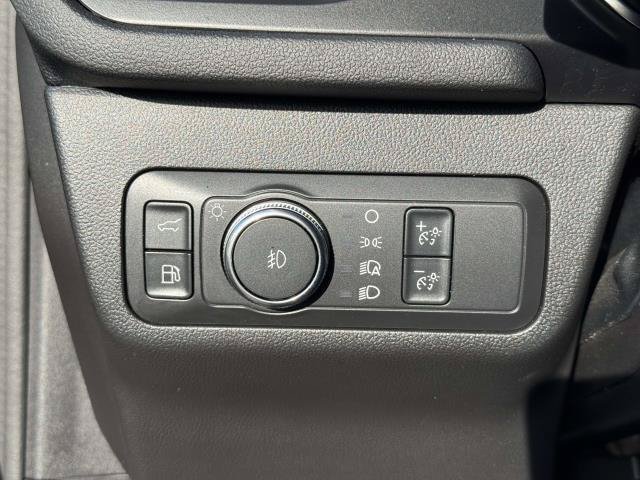 Used 2020 Ford Escape Titanium AWD/4WD image 23