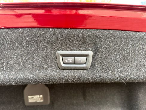 New 2026 BMW 330i Sedan w/ M Sport Package image 17