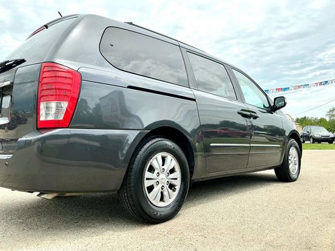 Used 2012 Kia Sedona LX w/ PWR Pkg FWD image 25