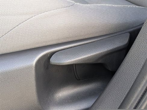 Used 2023 Toyota Corolla SE image 17