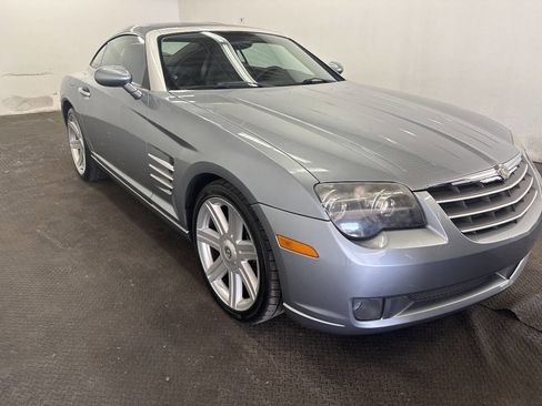 Used 2004 Chrysler Crossfire Coupe RWD image 2