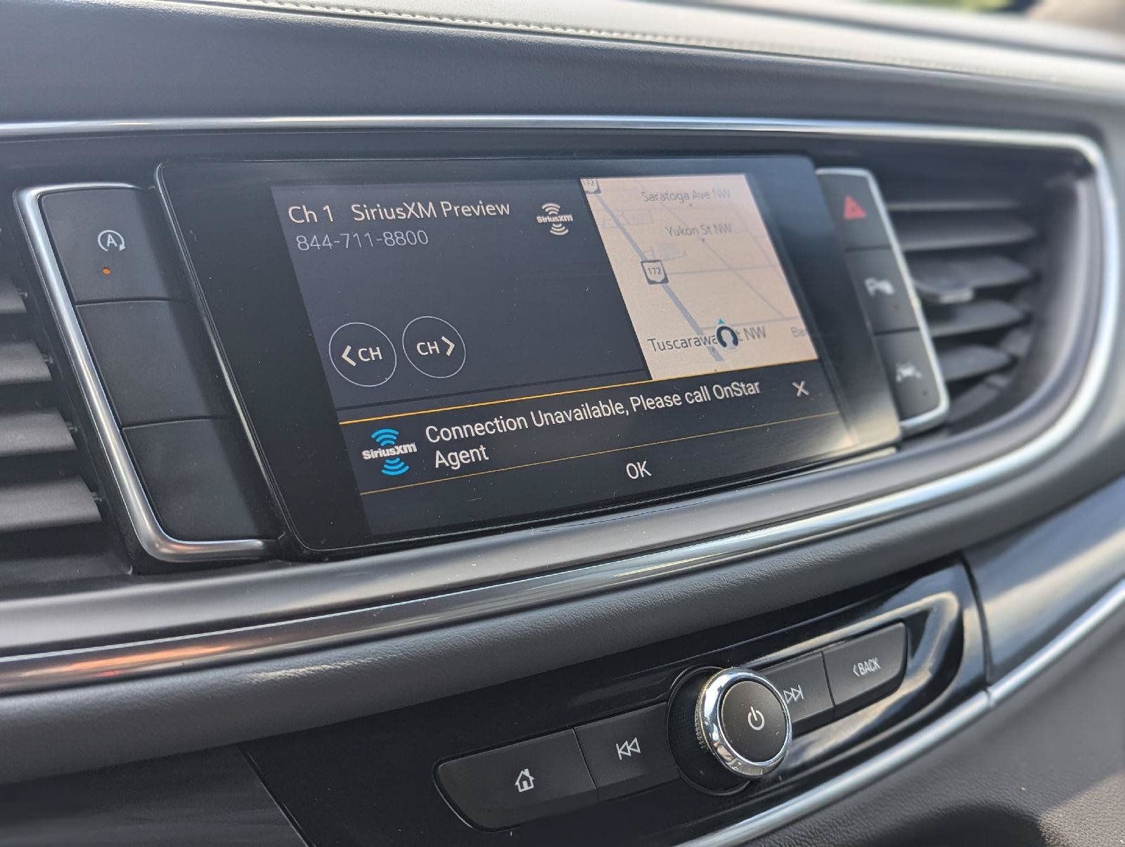 Used 2022 Buick Enclave Premium FWD image 4