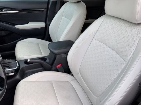 Used 2022 Kia Seltos EX image 11