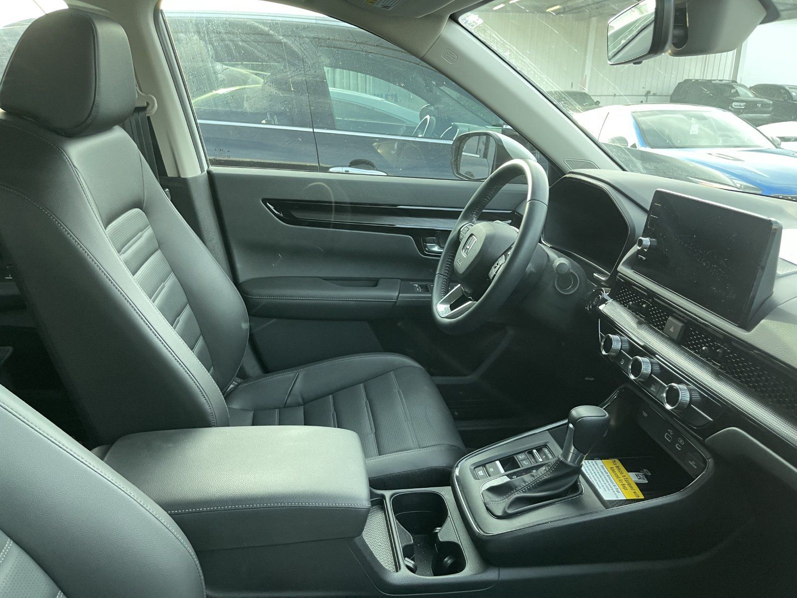 Used 2025 Honda CR-V EX-L image 8