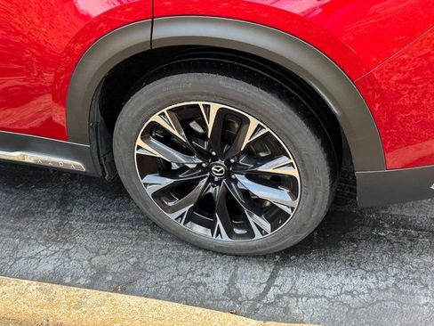 Used 2024 MAZDA CX-90 Plug-In Hybrid w/ Premium Pkg image 5