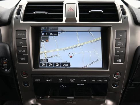 Used 2018 Lexus GX 460 Premium w/ Premium Package AWD/4WD image 11