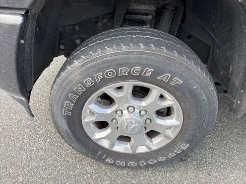 Used 2024 RAM 2500 Laramie image 10