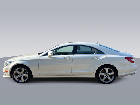 Used 2014 Mercedes-Benz CLS 550 4MATIC image 4